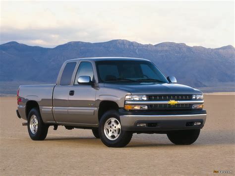 Chevrolet Silverado Wallpaper 2002