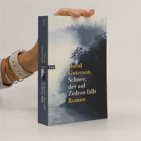 Schnee der auf Zedern fällt Guterson David knihobot cz