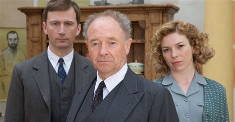 Foyle S War Watch Tv Show Streaming Online