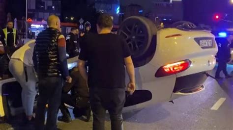 Takla Atan Otomobil Motosikletin Zerine Devrildi S R C Ba Ka Birini