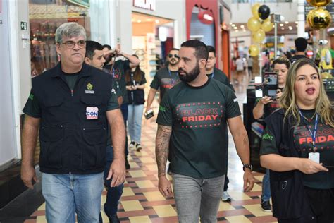 Procon Fiscaliza Lojas Em Shopping No Dia Da Black Friday Procon Am