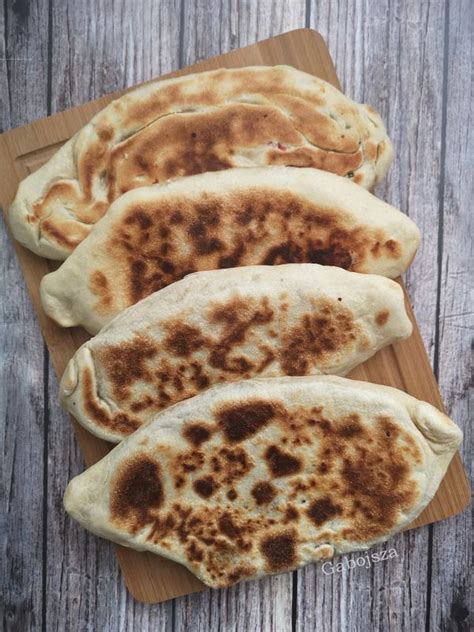 Anya ez isteni avagy Gabojsza konyhája Pupusas darált