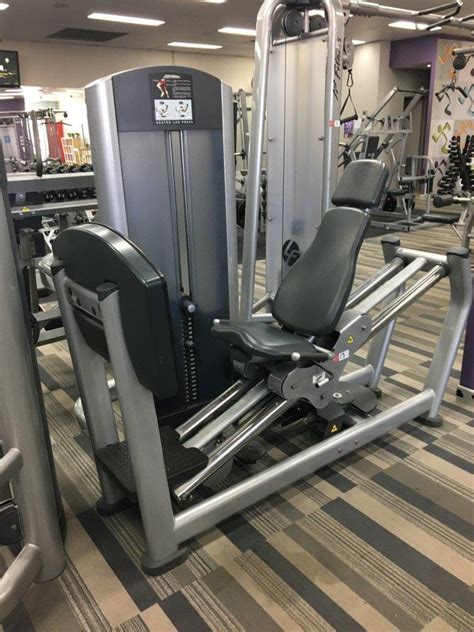Life Fitness Seated Leg Press Machine Auction 0013 7029543 Grays