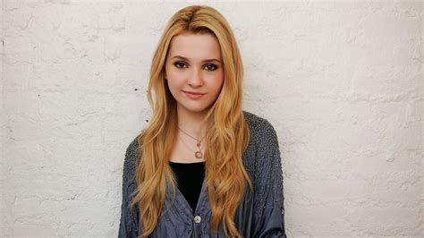 1600x900 1600x900 Abigail Breslin Wallpaper For Desktop