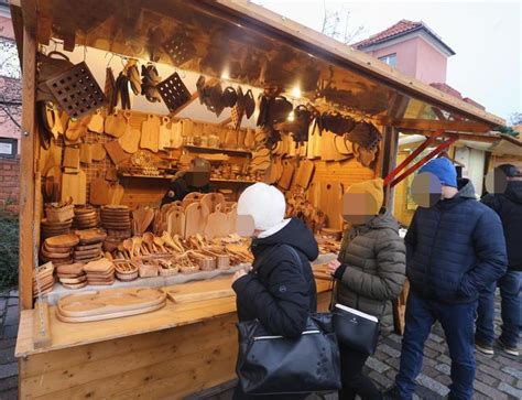 T Umy Na Jarmarku Bo Onarodzeniowym W Warszawie Super Express