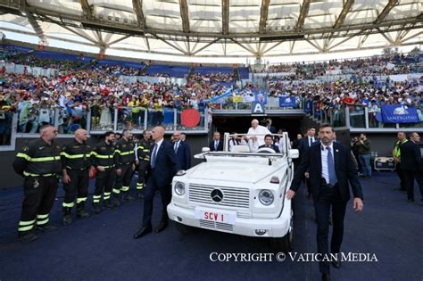 Incontro Con I Bambini Allo Stadio Olimpico In Occasione Della I