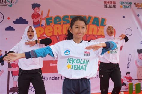 Kampanyekan Gerakan Sekolah Sehat Lewat Festival Permainan Tradisional