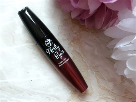 W Flirty Eyes False Lash Effect Mascara Mammaful Zo Beauty Life