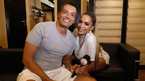 Anitta X Leo Dias Cantora Processa Jornalista Por Fake News Sobre M E