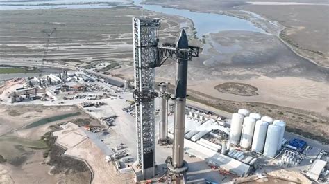 Spacex Stacks Starship And Super Heavy Booster For Wet Dress Rehearsal