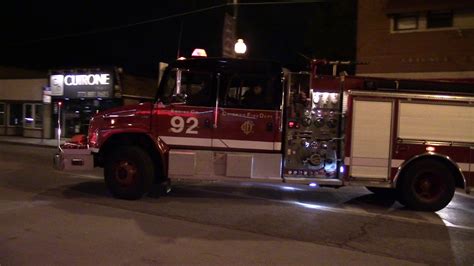 Chicago Fire Department Engine 92 And Ambo 17 Responding Youtube