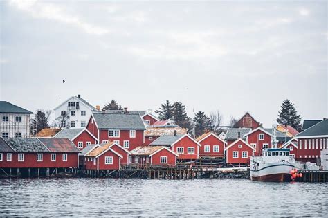 Reine fishing village norway – Artofit