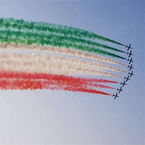 Messina Che Spettacolo In Estate L Esibizione Delle Frecce Tricolori