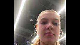 Sensual Pussy Eating Face Squirting Finale And Deep Creampie Overflow XNXX