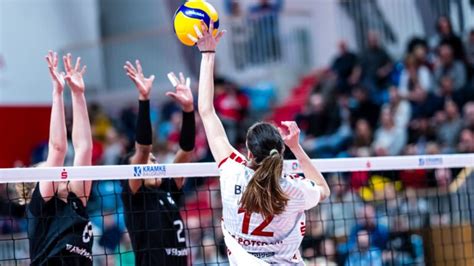 SC Potsdam Holt Zwei Punkte Bei Den Roten Raben Volleyball Bundesliga