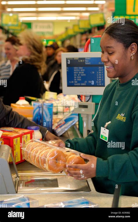 Groceries Checkout Hi Res Stock Photography And Images Alamy