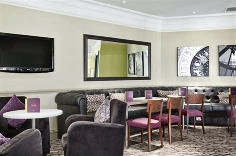Hilton Strathclyde Hotels In Glasgow Myhotelbreak