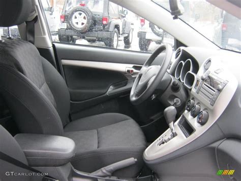 2010 Pontiac Vibe 2.4L interior Photo #46116947 | GTCarLot.com