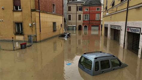 Alluvione Emilia Romagna Peggiora La Situazione A Bologna