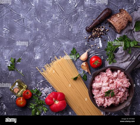 Ingredients For Spaghetti Bolognese Stock Photo Alamy