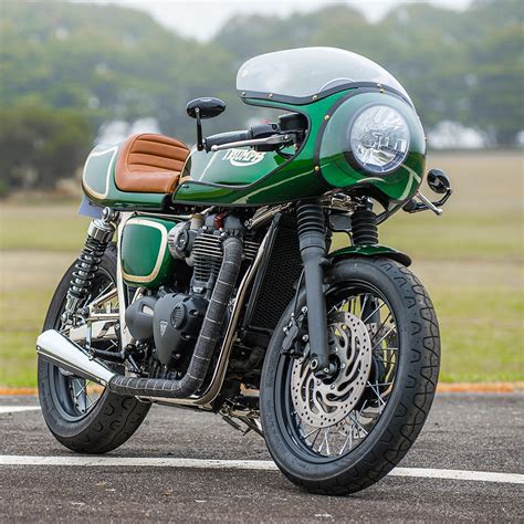 Racing Cafè: Triumph Bonneville T120 2016 by Geoff Baldwin