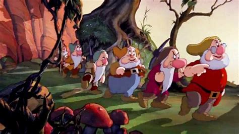 Snow White And The Seven Dwarfs Heigh Ho Eu Portuguese Walt