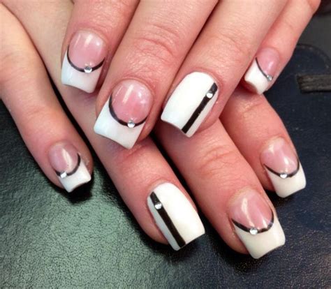 Acrylic Nails By Trudy Black And White Nail Designs Spirit Finger