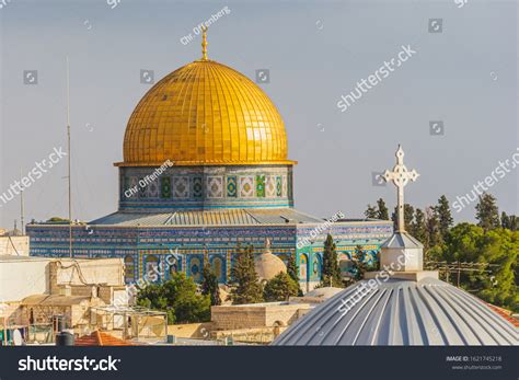 4 Dome Of Teh Rock Images Stock Photos 3D Objects Vectors