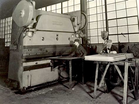 About Roura Material Handling Inventor Of The Self Dumping Hopper