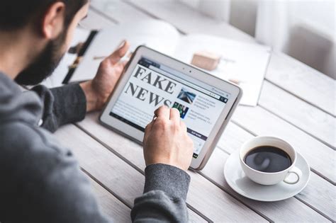 ¿qué Son Las Fake News Y Cómo Reconocerlas [2021] Curso Crehana