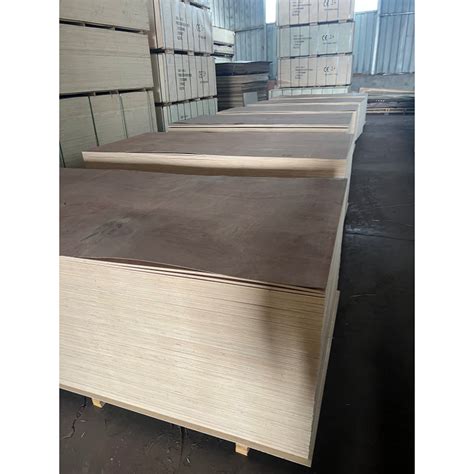 China Linyi Furniture Grade Pine Plywood And Bintangor Plywood And