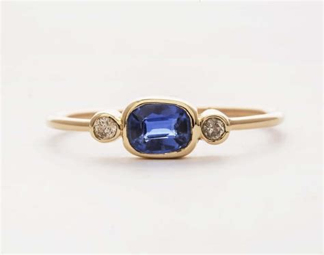 What Is Kyanite Jewelry?