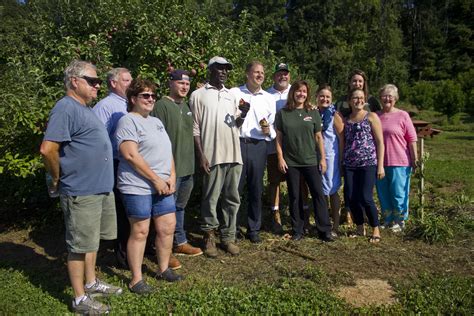 New Hampshire Apple Day Kicks Off Season At Sunnycrest Farm New