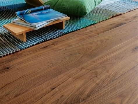 Plancia Parquet Noce Americano American Walnut Iperceramica