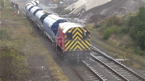 08600 At Forty Foot Road Level Crossing In Middlesbrough Youtube