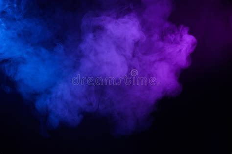 Fondo Abstracto De Nube De Humo Rosa Y Azul Foto De Archivo Imagen De