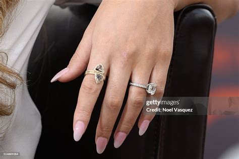 Chrissy Teigen Ring Detail Visits Extra At Universal Studios