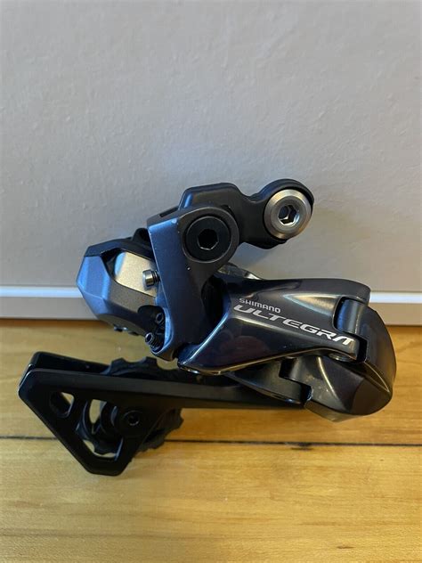 Shimano Ultegra Di2 Rd R8050 Ss Road Rear Derailleur Short Cage 11