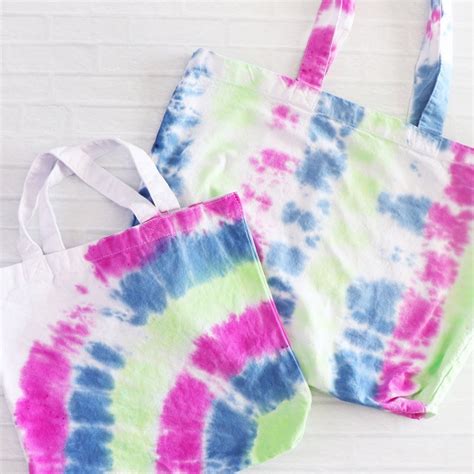 How To Tie Dye Tote Bags