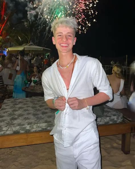 Juliano Floss Pelado Fotos vazadas nude onlyfans nu Audiência da TV