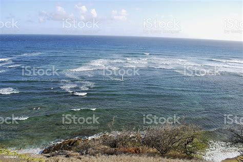 Diamond Head Beach In Oahu Stock Photo - Download Image Now - Beach ...