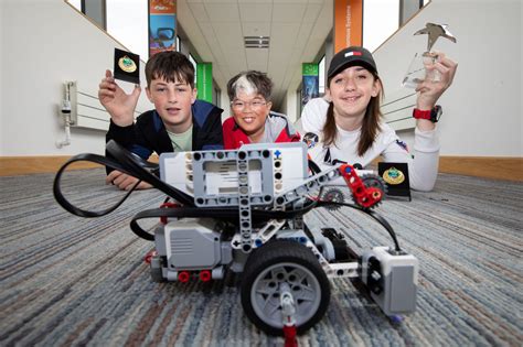 School Children Go To Battle With Their Robots