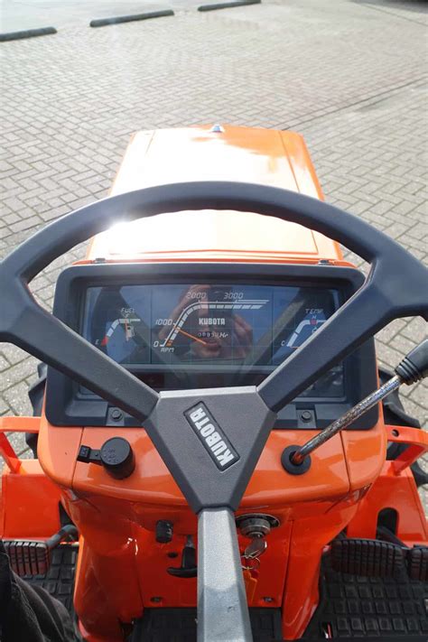 Kubota Bulltra B Wd Vm Service