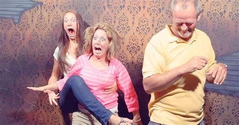 The Funniest Haunted House Reactions You'll Ever See | fascinately