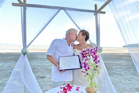 Krabi Beach Wedding Ceremony Package : Sophie + Philippe