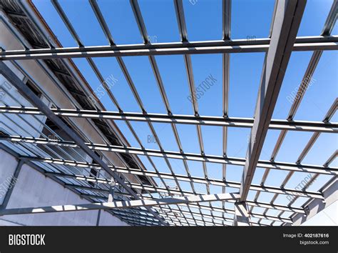 Steel Roof Frame Image & Photo (Free Trial) | Bigstock