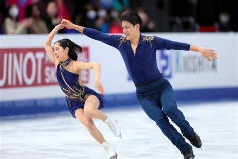 りくりゅう坂本花織が首位発進 フィギュアスケート世界選手権 ライブドアニュース