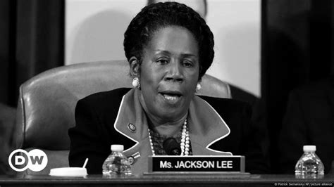 Sheila Jackson Lee Us Rep Behind Juneteenth Holiday Dies Dw 0720