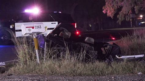 2 People Pinned In Car After Crash With Drunk Driver Sapd Says