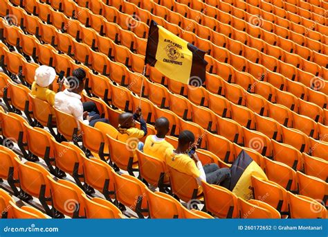Kaizer Chiefs Verses Orlando Pirates Fans Packed Into The Fnb Stadium